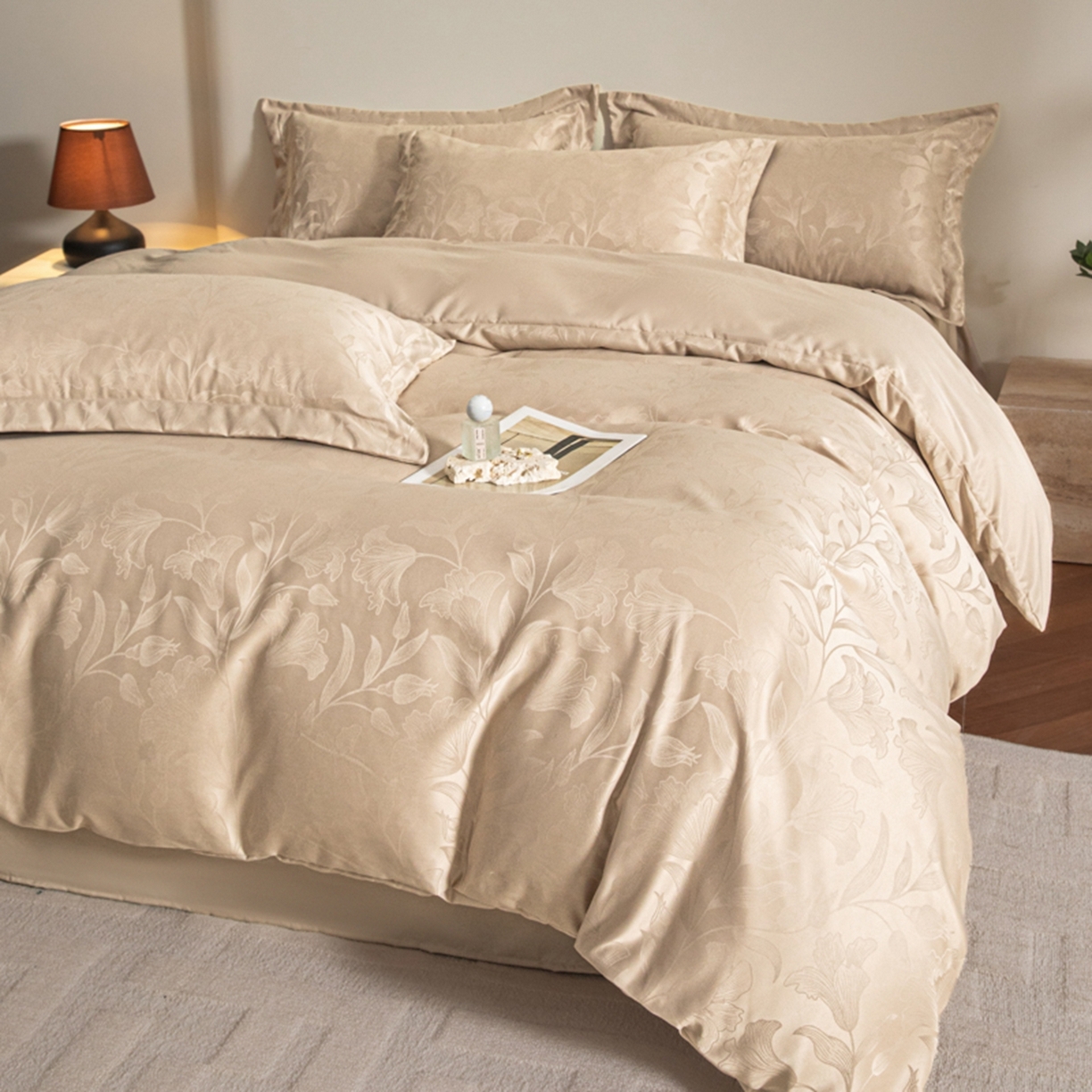 91家纺网 家纺一手货源 找家纺 金牛座家纺 2026新款高克重贡缎提花亲肤棉四件套-情愫系列 情愫-香槟