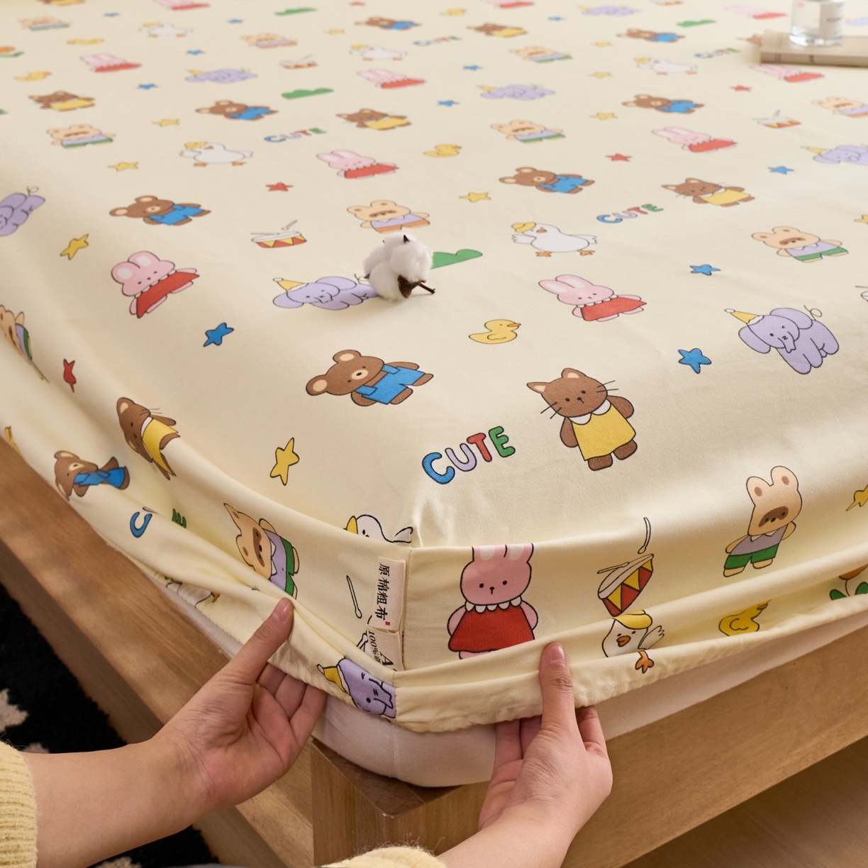 91家纺网 家纺一手货源 找家纺 春皖家纺 2026新款全棉老粗布工艺款单床笠床笠单件 快乐园