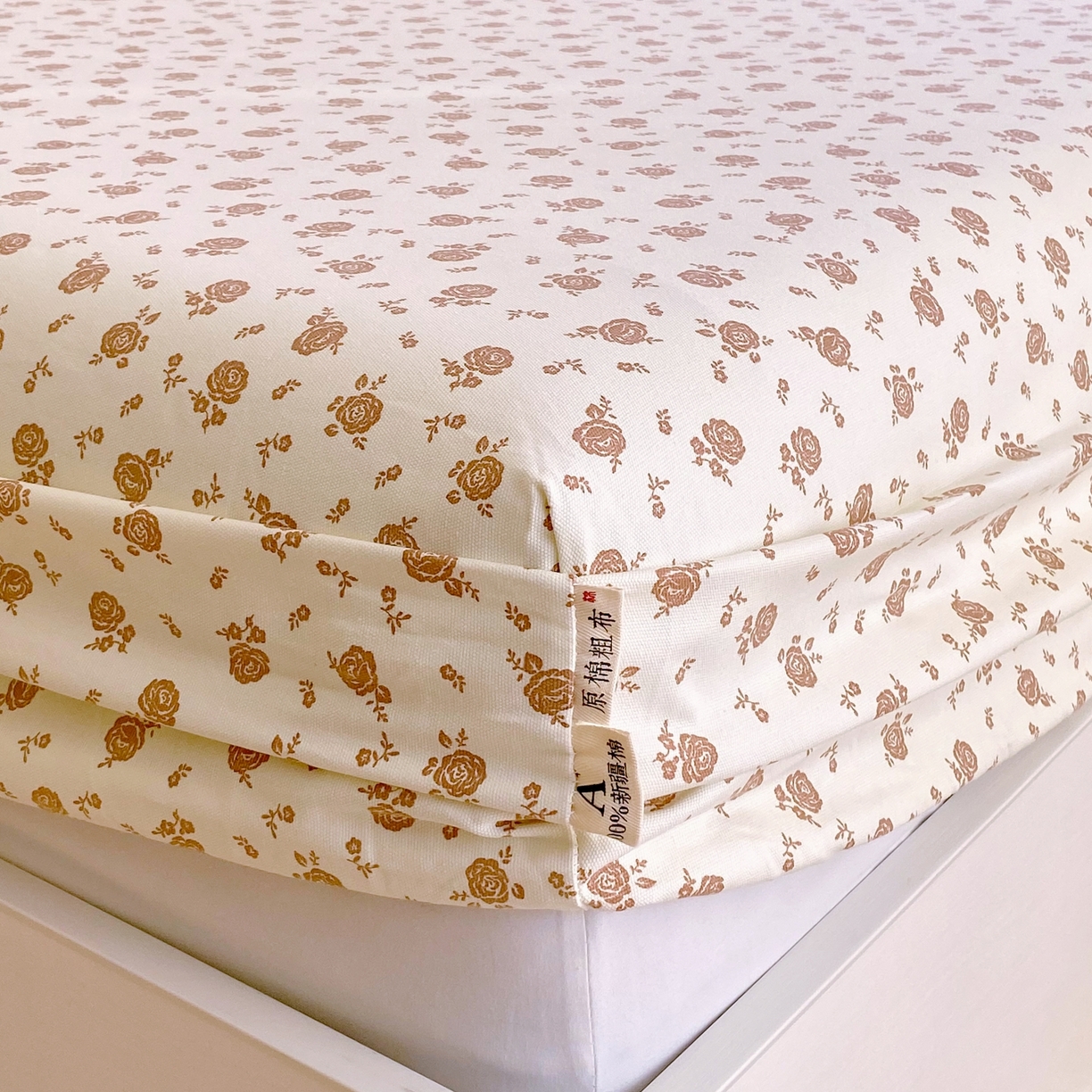 91家纺网 家纺一手货源 找家纺 春皖家纺 2026新款全棉老粗布工艺款单床笠床笠单件 玫瑰情