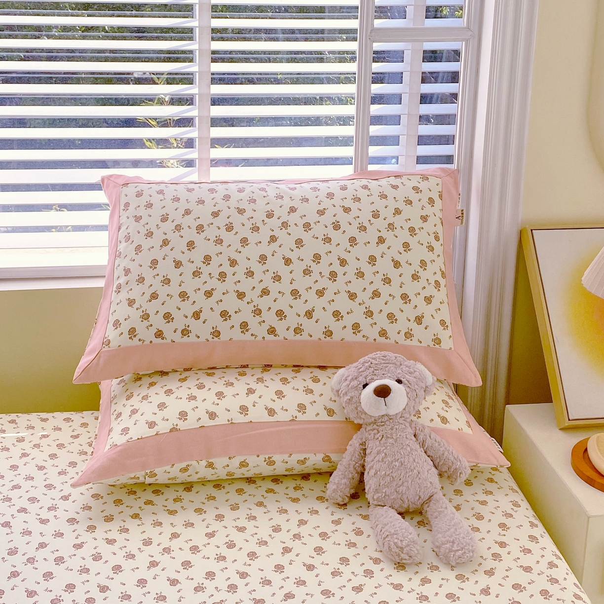 91家纺网 家纺一手货源 找家纺 春皖家纺 2026新款全棉老粗布工艺款单床笠床笠单件 玫瑰情