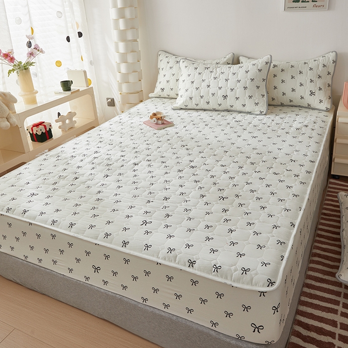 91家纺网 家纺一手货源 找家纺 舒居家纺 2026春夏新款夹棉防水印花单床笠 床笠单件 慢生活