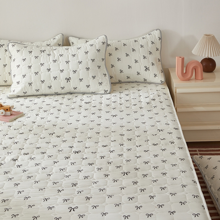 91家纺网 家纺一手货源 找家纺 舒居家纺 2026春夏新款夹棉防水印花单床笠 床笠单件 慢生活