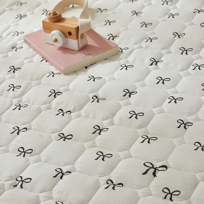 91家纺网 家纺一手货源 找家纺 舒居家纺 2026春夏新款夹棉防水印花单床笠 床笠单件 慢生活