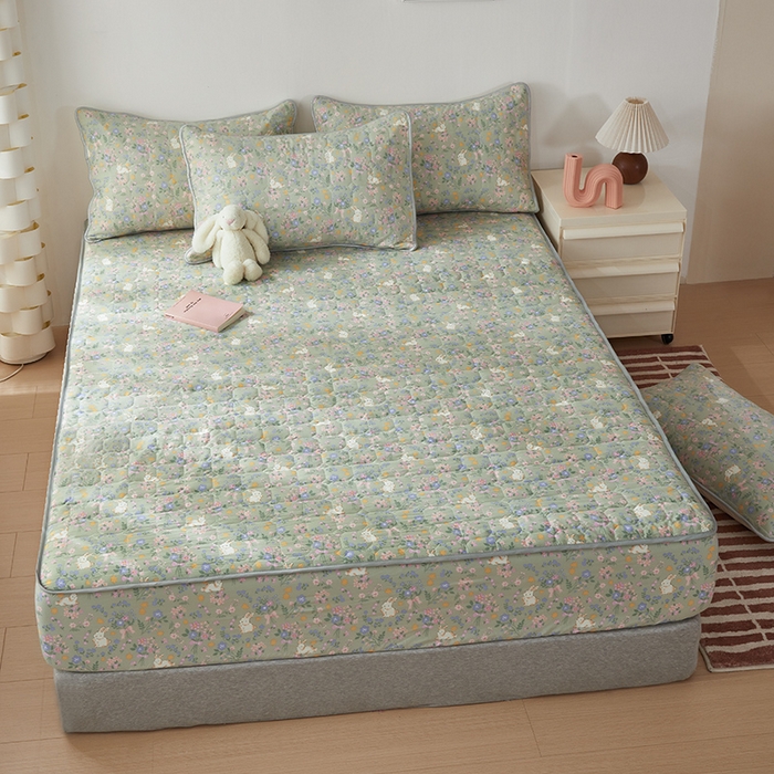 91家纺网 家纺一手货源 找家纺 舒居家纺 2026春夏新款夹棉防水印花单床笠 床笠单件 丝带飞飞兔