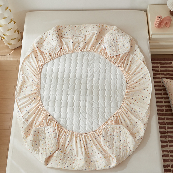 91家纺网 家纺一手货源 找家纺 舒居家纺 2026春夏新款夹棉防水印花单床笠 床笠单件 小波点