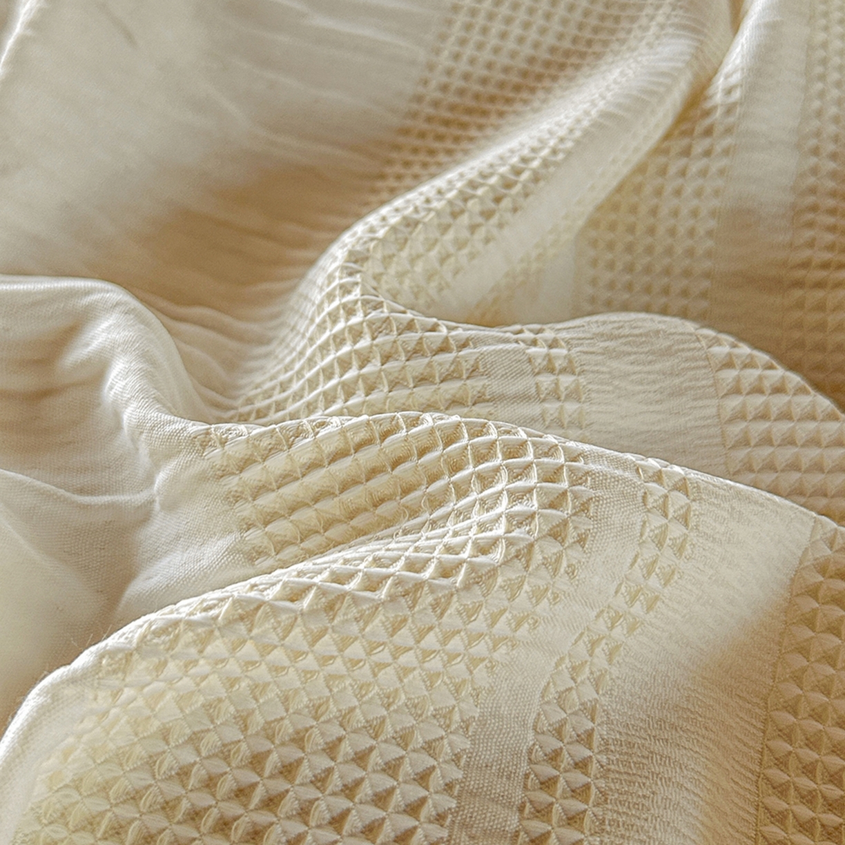 91家纺网 家纺一手货源 找家纺 缘生活 2026新款色织提花双层纱华夫格流苏四件套 双工艺流苏-米白色