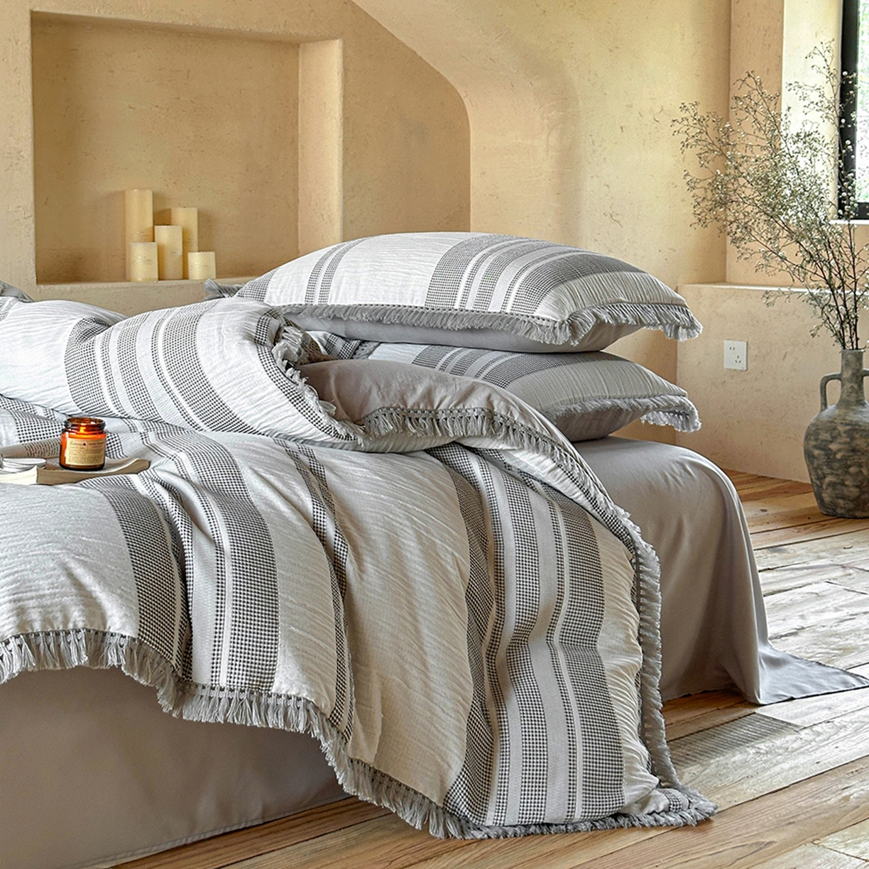 91家纺网 家纺一手货源 找家纺 缘生活 2026新款色织提花双层纱华夫格流苏四件套 双工艺流苏-银灰色