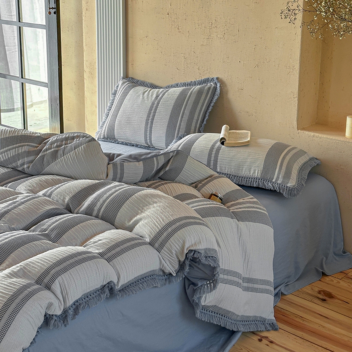 91家纺网 家纺一手货源 找家纺 缘生活 2026新款色织提花双层纱华夫格流苏四件套 双工艺流苏-青蓝色