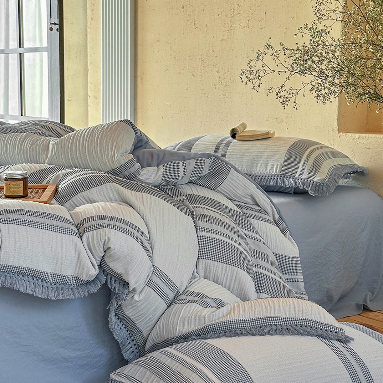 91家纺网 家纺一手货源 找家纺 缘生活 2026新款色织提花双层纱华夫格流苏四件套 双工艺流苏-青蓝色