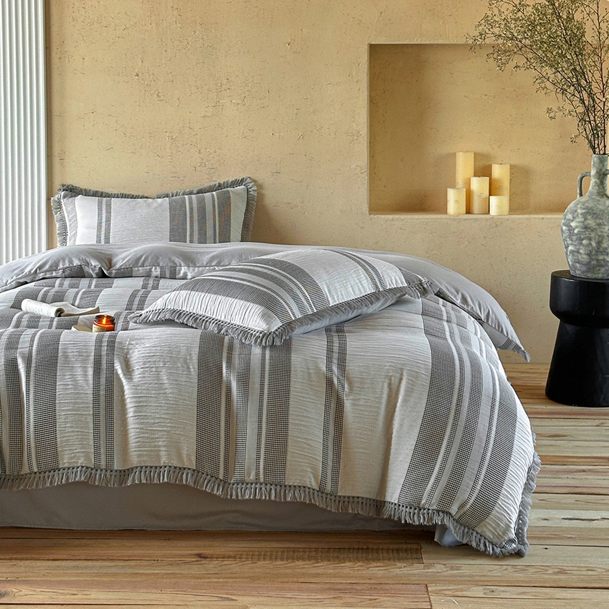 91家纺网 家纺一手货源 找家纺 缘生活 2026新款色织提花双层纱华夫格流苏四件套 双工艺流苏-银灰色