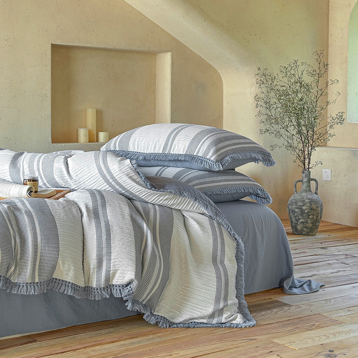 91家纺网 家纺一手货源 找家纺 缘生活 2026新款色织提花双层纱华夫格流苏四件套 双工艺流苏-青蓝色