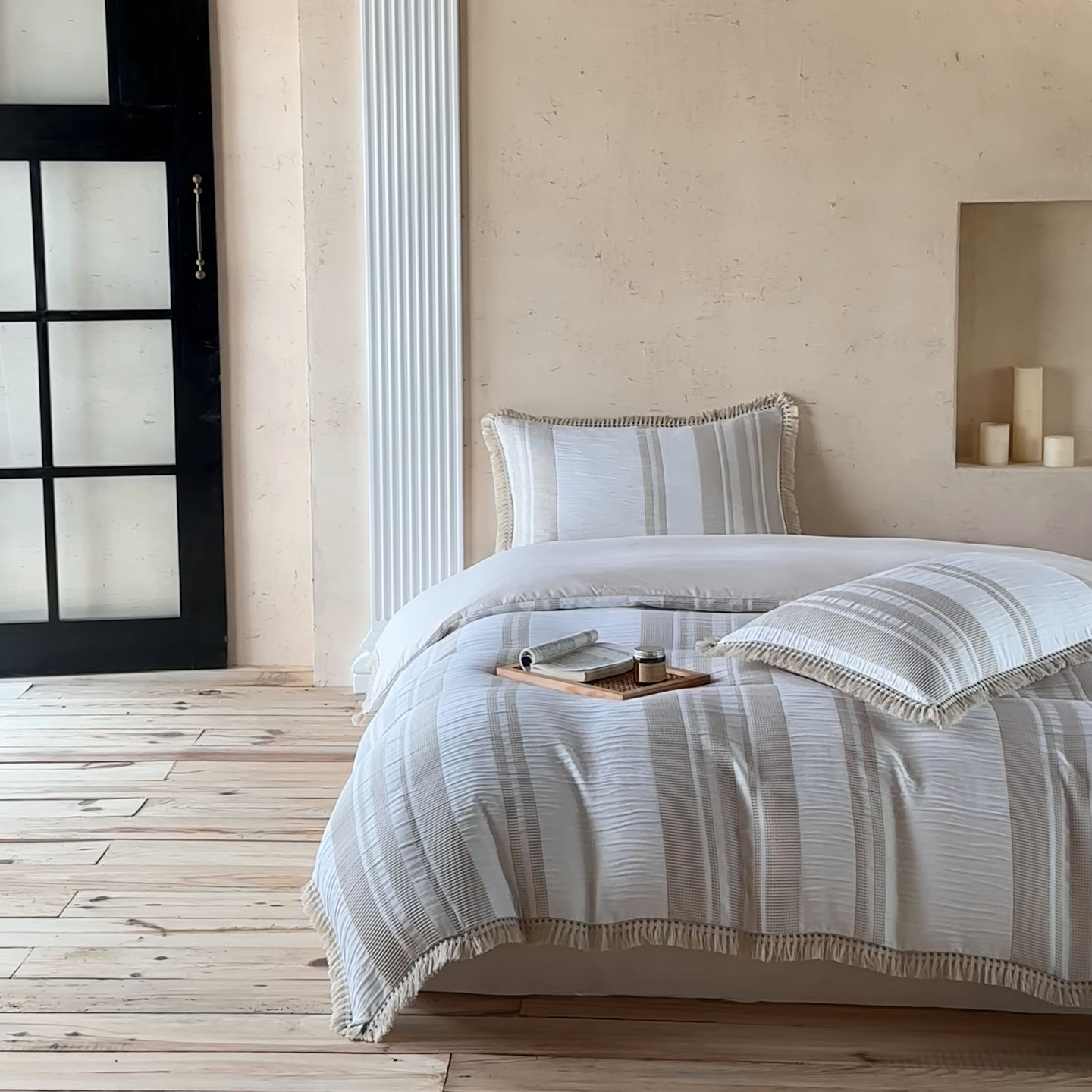 91家纺网 家纺一手货源 找家纺 缘生活 2026新款色织提花双层纱华夫格流苏四件套 双工艺流苏-卡其色