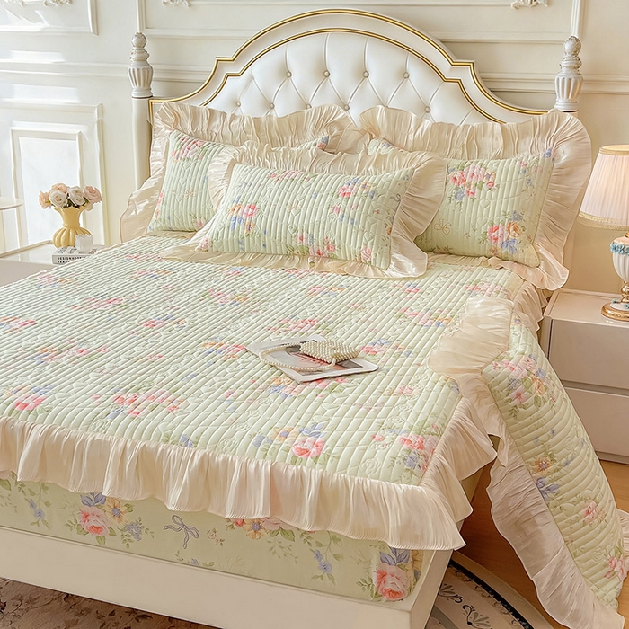 91家纺网 家纺一手货源 找家纺 宜凡家纺 2026新款全棉夹棉公主风床笠三件套 曼妙花香