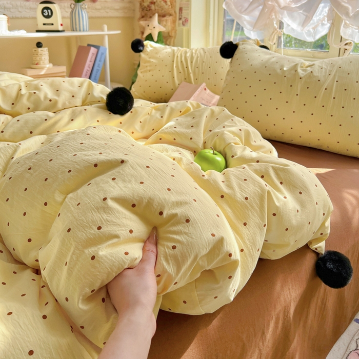 91家纺网 家纺一手货源 找家纺 花伞家居 2026新款ins毛球波点软软糯糯古法水洗棉加厚四件套含买家秀 毛球波点-黄