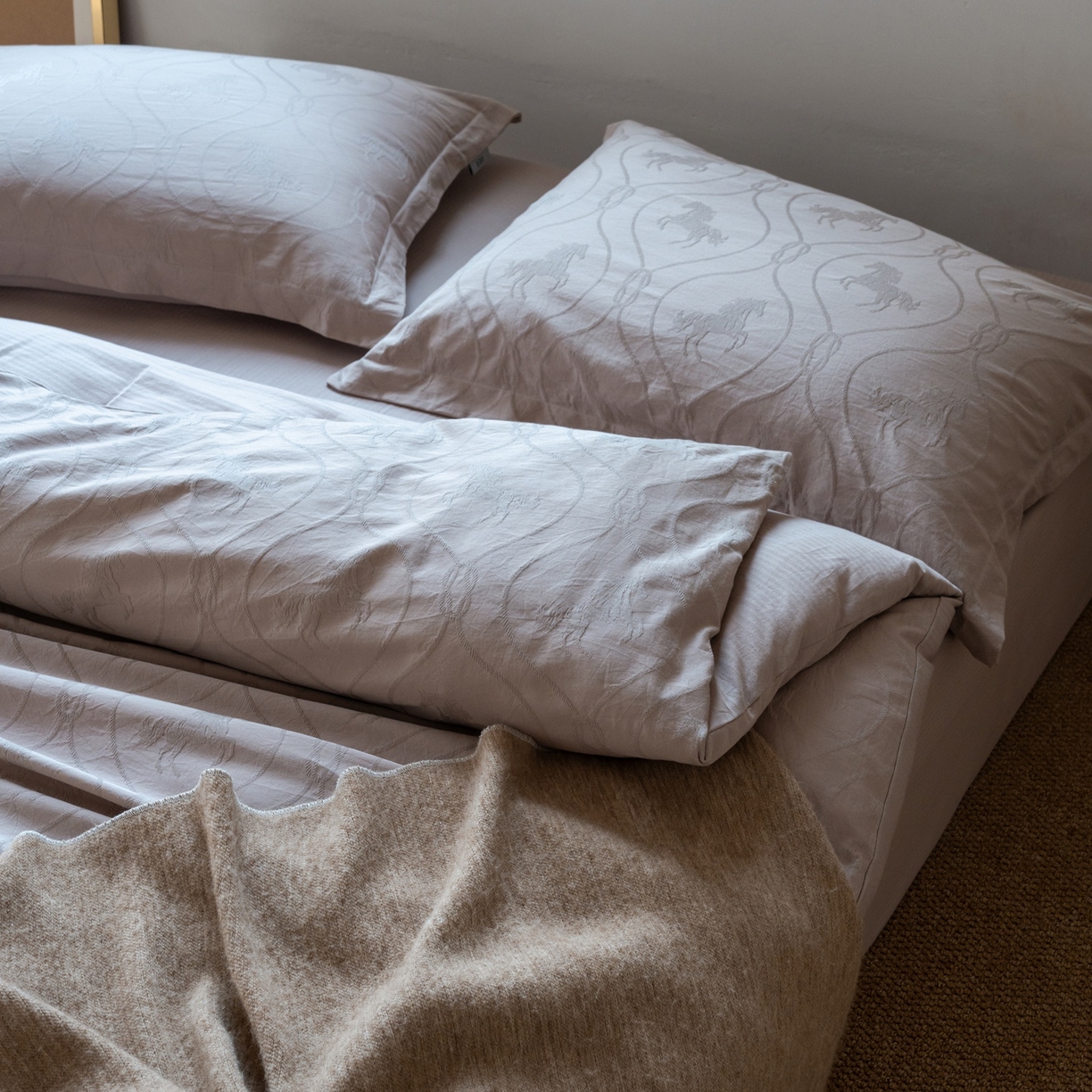 91家纺网 家纺一手货源 找家纺 （总）8小时家纺 2026新款60支水洗浮雕立体提花四件套