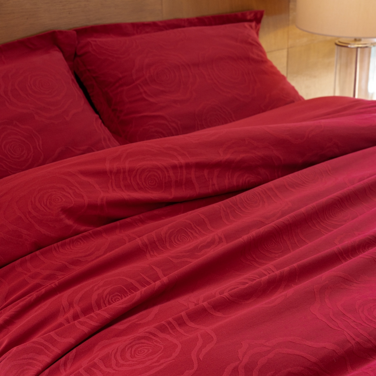 91家纺网 家纺一手货源 找家纺 8小时家纺 2026新款60支水洗浮雕立体提花四件套 禧约