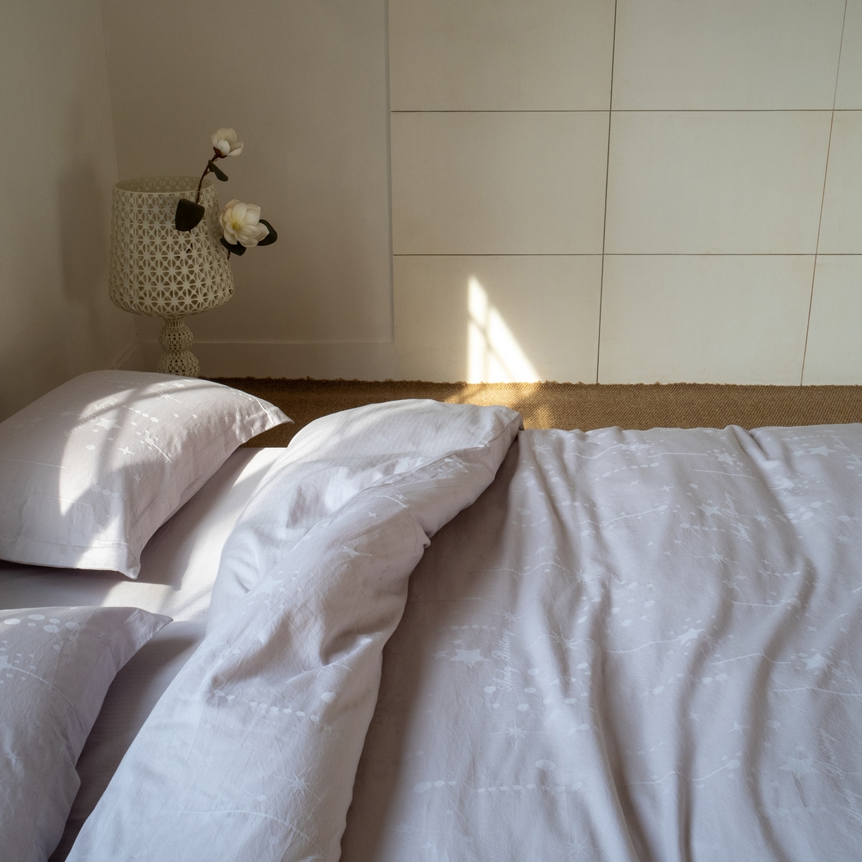 91家纺网 家纺一手货源 找家纺 8小时家纺 2026新款60支水洗浮雕立体提花四件套 流星紫