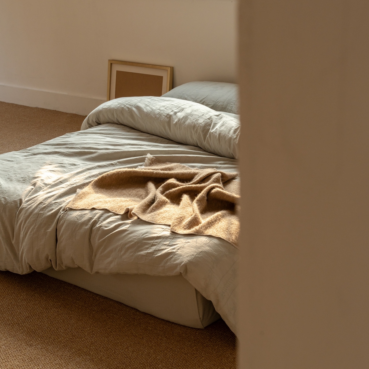 91家纺网 家纺一手货源 找家纺 8小时家纺 2026新款60支水洗浮雕立体提花四件套 暮落绿