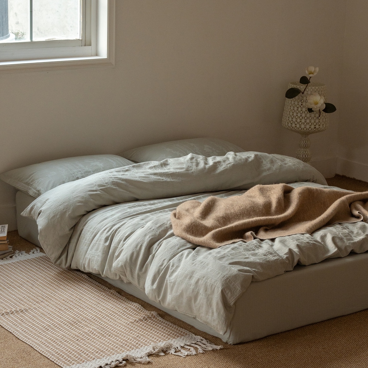 91家纺网 家纺一手货源 找家纺 8小时家纺 2026新款60支水洗浮雕立体提花四件套 暮落绿