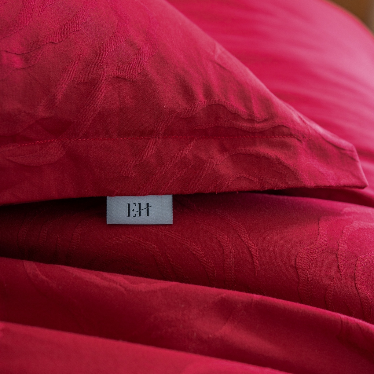 91家纺网 家纺一手货源 找家纺 8小时家纺 2026新款60支水洗浮雕立体提花四件套 禧约