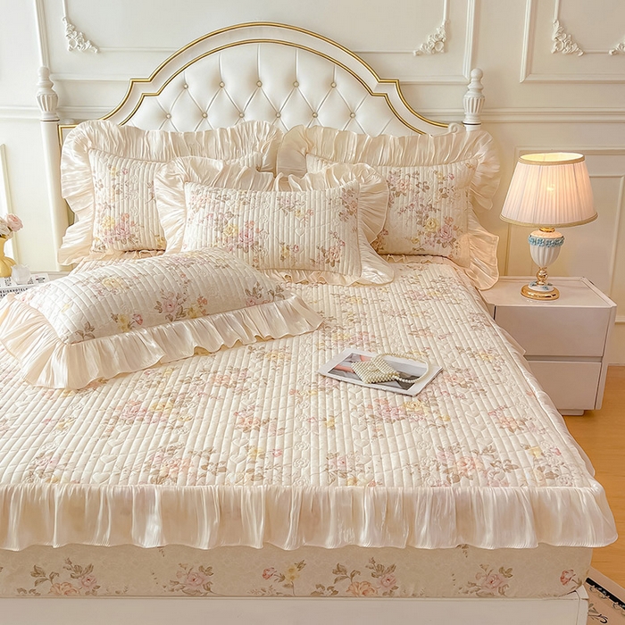 91家纺网 家纺一手货源 找家纺 宜凡家纺 2026新款全棉夹棉公主风床笠四件套 花黛织梦