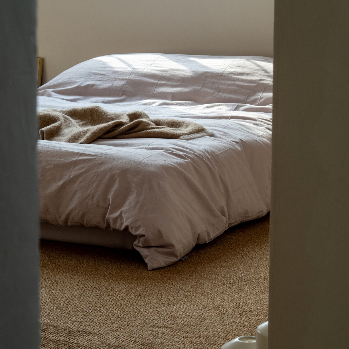 91家纺网 家纺一手货源 找家纺 8小时家纺 2026新款60支水洗浮雕立体提花四件套 流星紫