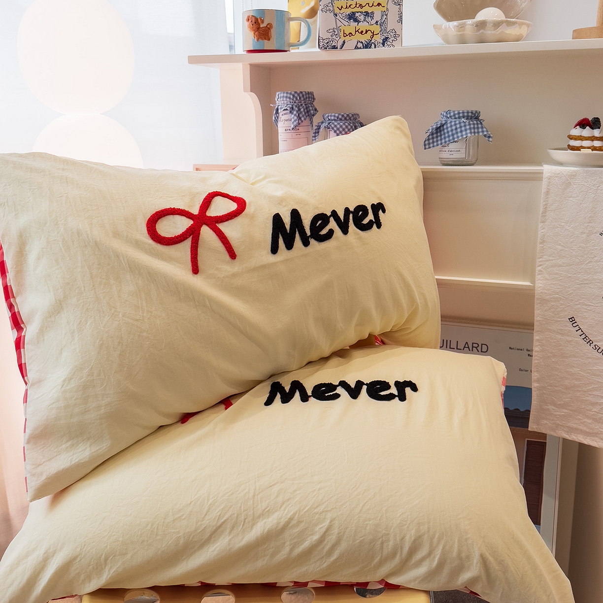 曼谷家纺 新款 水洗棉毛巾绣枕套单只单品枕套单件 红苹果