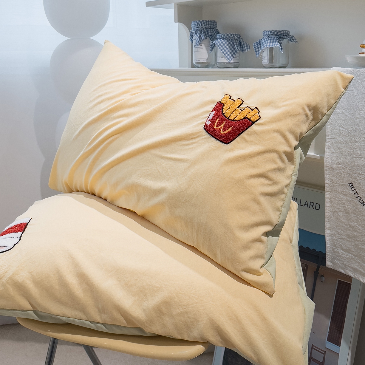 91家纺网 家纺一手货源 找家纺 曼谷家纺 新款 水洗棉毛巾绣枕套单只单品枕套单件 可乐薯条-蜜黄豆绿