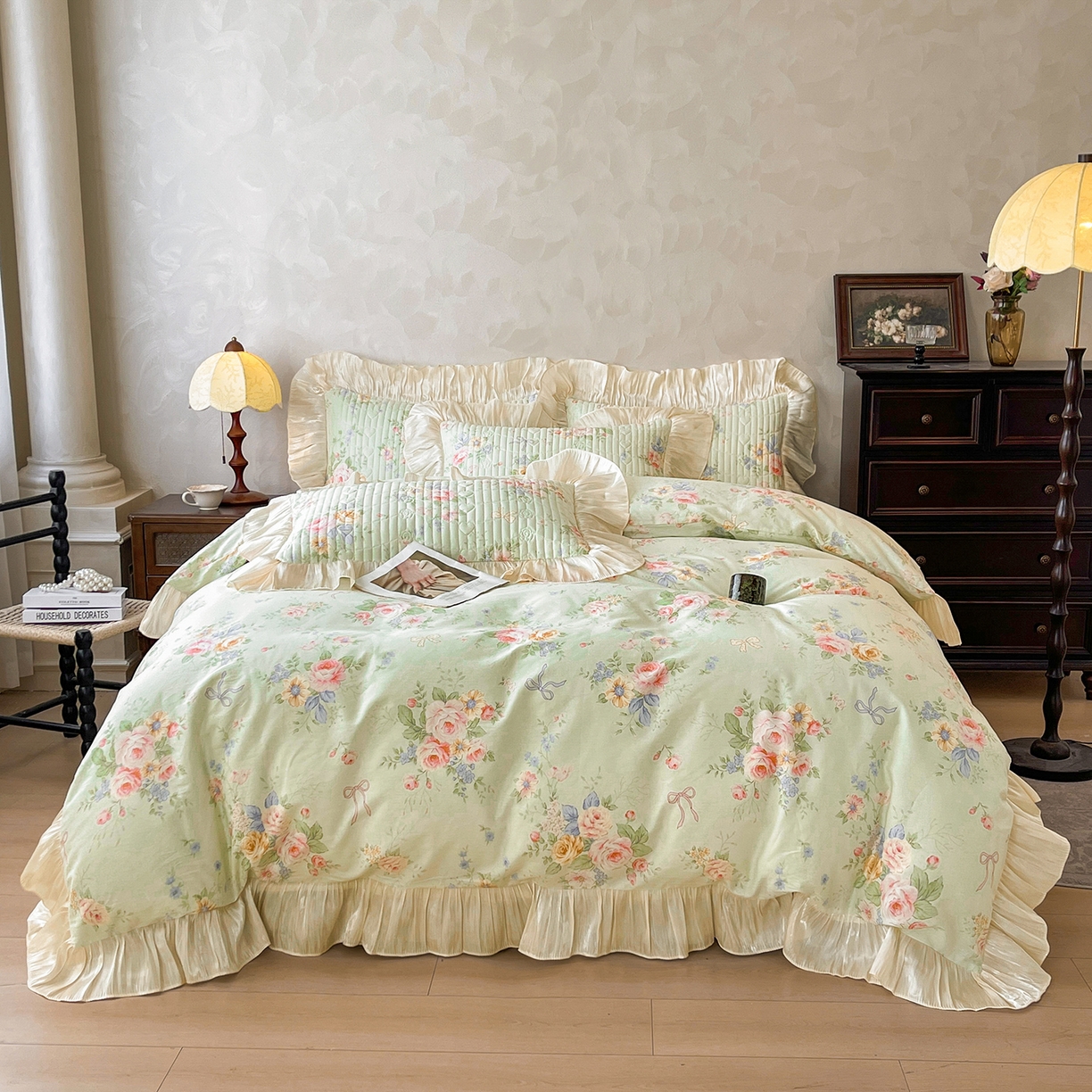 91家纺网 家纺一手货源 找家纺 宜凡家纺 2026新款全棉印花公主风夹棉床盖四件套 可颂