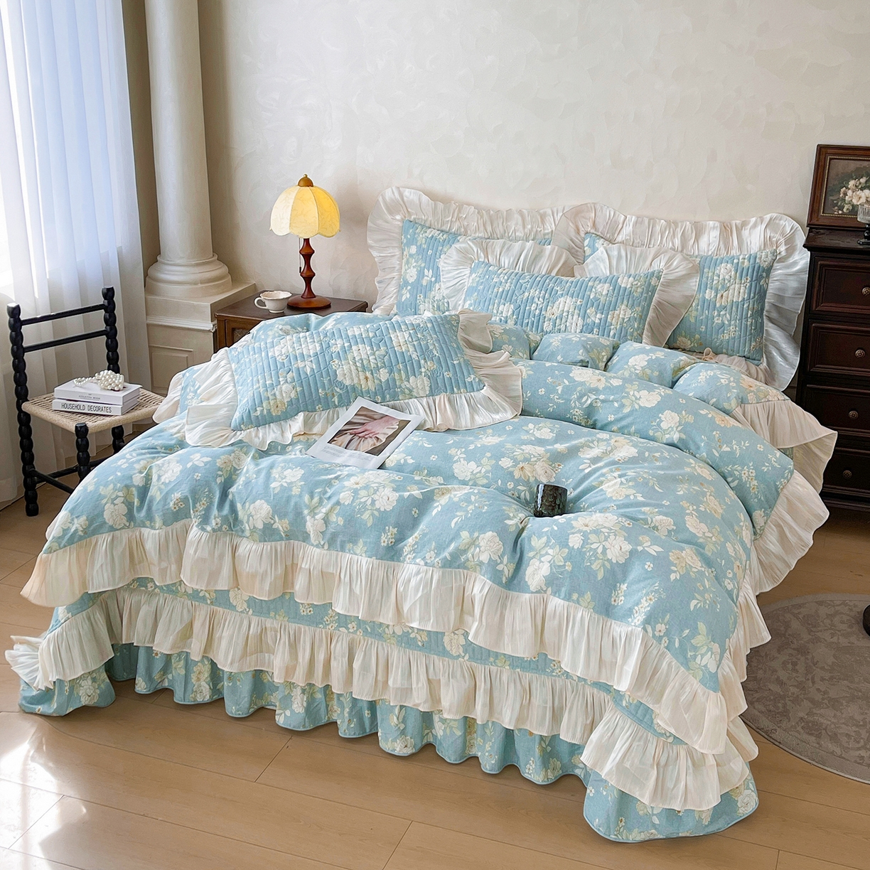 91家纺网 家纺一手货源 找家纺 宜凡家纺 2026新款全棉印花公主风夹棉床盖四件套 乔屿