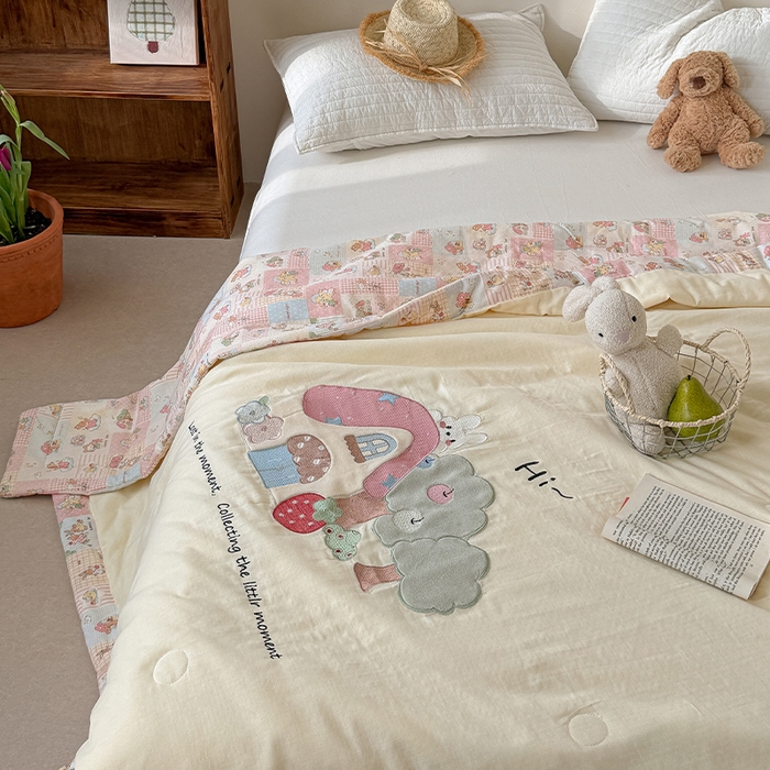 91家纺网 家纺一手货源 找家纺 （总）暖生活 2026新款A类全棉双层纱毛巾绣夏被 被子被芯