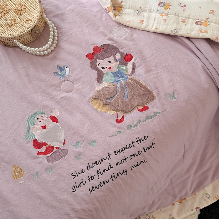 91家纺网 家纺一手货源 找家纺 暖生活 2026新款A类全棉双层纱毛巾绣夏被 被子被芯 童话公主