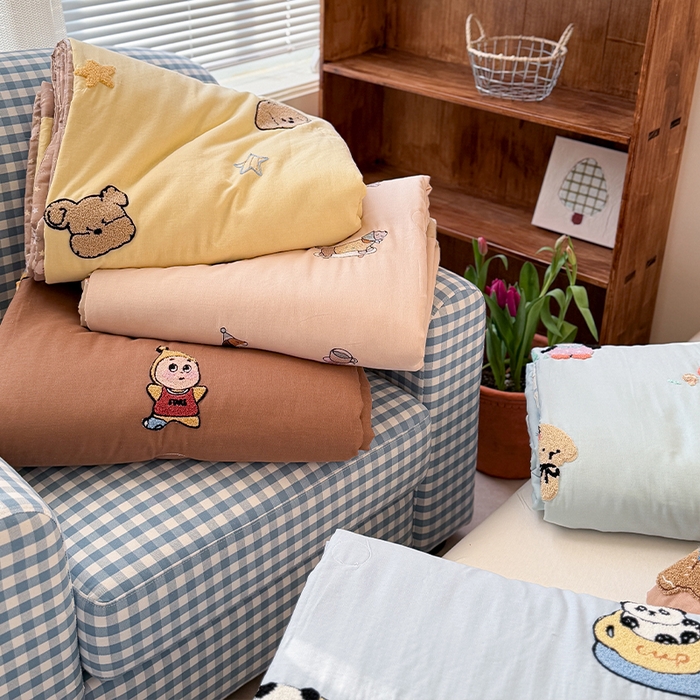 91家纺网 家纺一手货源 找家纺 暖生活 2026新款A类全棉双层纱毛巾绣夏被 被子被芯 组合