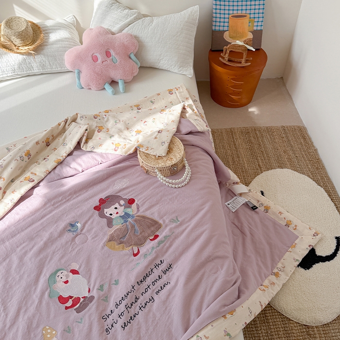 91家纺网 家纺一手货源 找家纺 暖生活 2026新款A类全棉双层纱毛巾绣夏被 被子被芯 童话公主