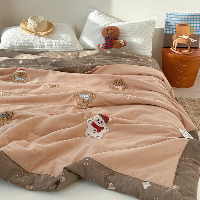 91家纺网 家纺一手货源 找家纺 暖生活 2026新款A类全棉双层纱毛巾绣夏被 被子被芯 圣诞小饼