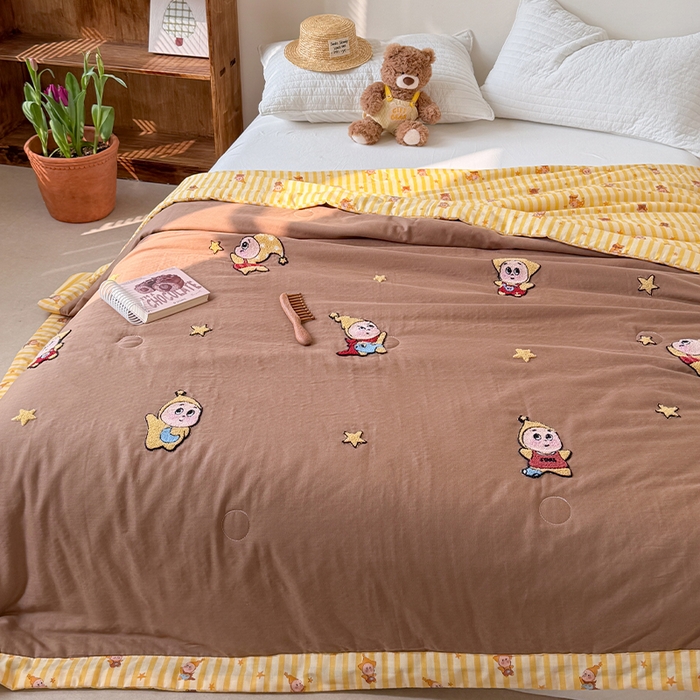 91家纺网 家纺一手货源 找家纺 暖生活 2026新款A类全棉双层纱毛巾绣夏被 被子被芯 小小星人