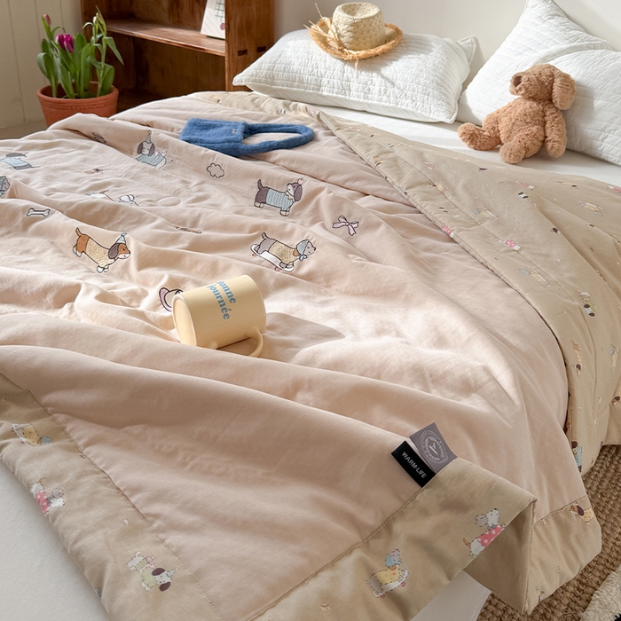 91家纺网 家纺一手货源 找家纺 暖生活 2026新款A类全棉双层纱毛巾绣夏被 被子被芯 滑板腊肠