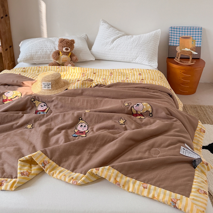 91家纺网 家纺一手货源 找家纺 暖生活 2026新款A类全棉双层纱毛巾绣夏被 被子被芯 小小星人