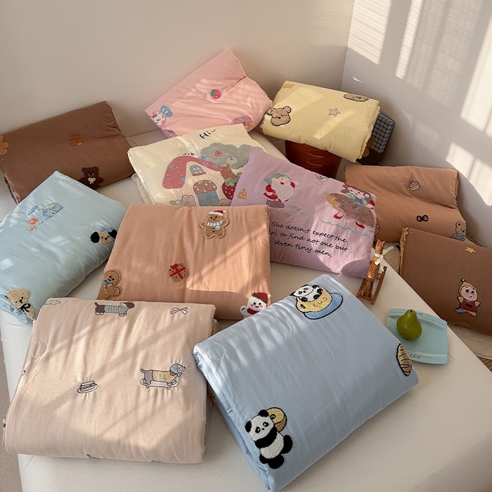 91家纺网 家纺一手货源 找家纺 暖生活 2026新款A类全棉双层纱毛巾绣夏被 被子被芯 组合