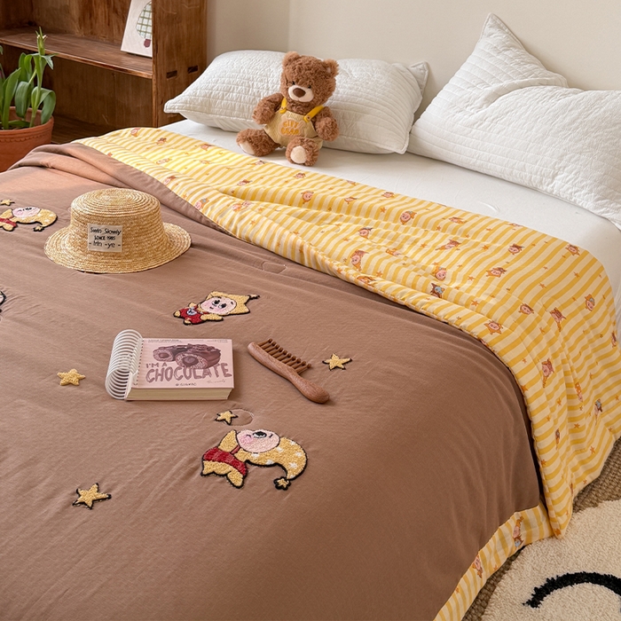 91家纺网 家纺一手货源 找家纺 暖生活 2026新款A类全棉双层纱毛巾绣夏被 被子被芯 小小星人