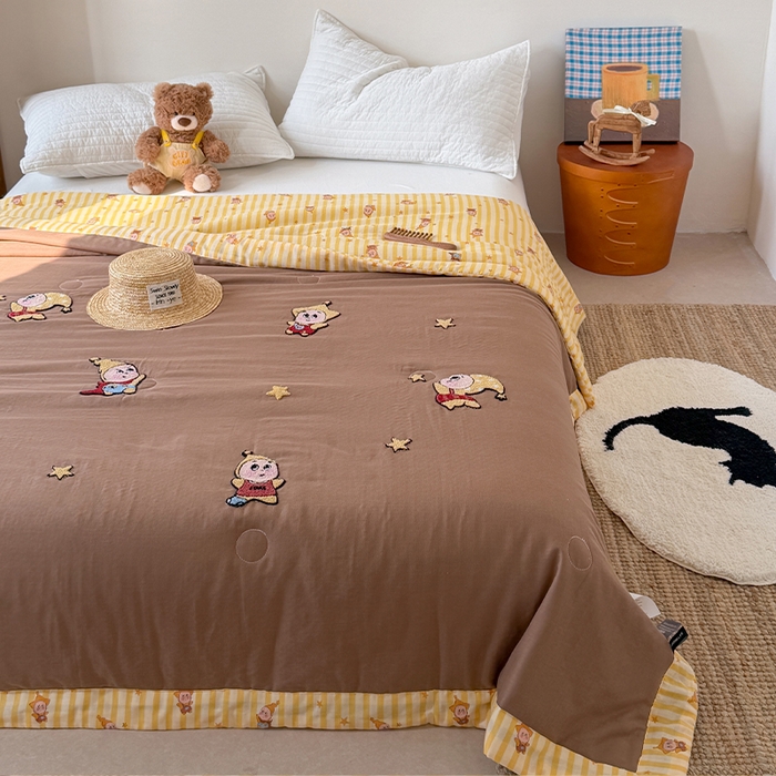 91家纺网 家纺一手货源 找家纺 暖生活 2026新款A类全棉双层纱毛巾绣夏被 被子被芯 小小星人