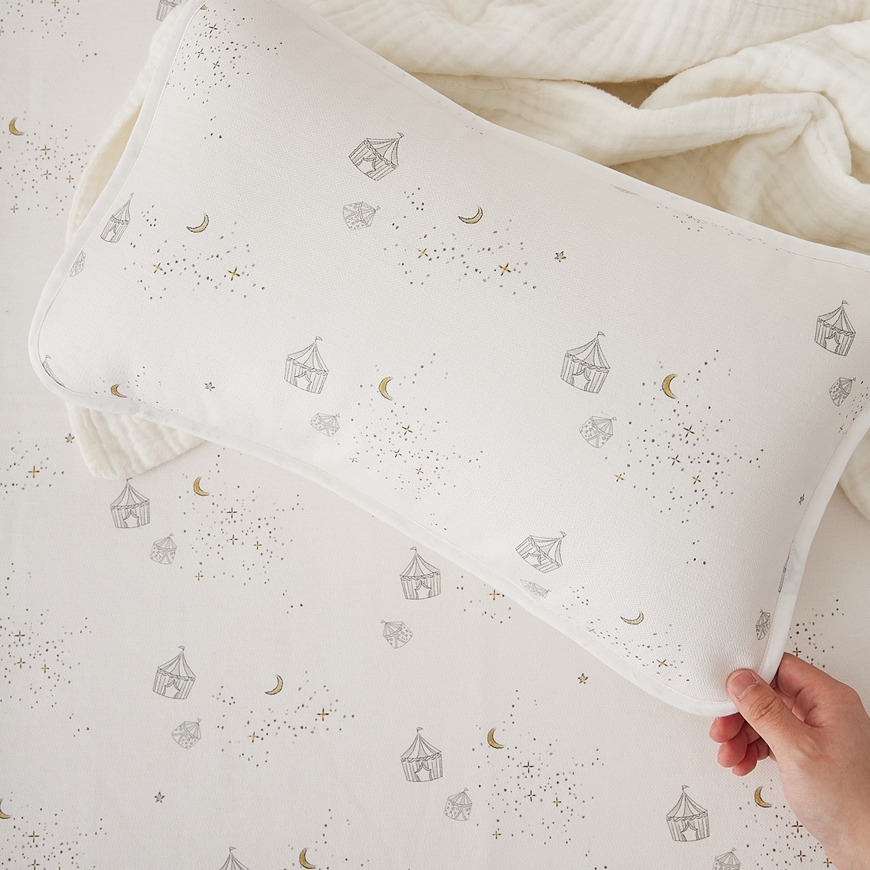 91家纺网 家纺一手货源 找家纺 8小时家纺 2026新款天丝麻10A抗菌养生凉席席子凉席-儿童款 星空