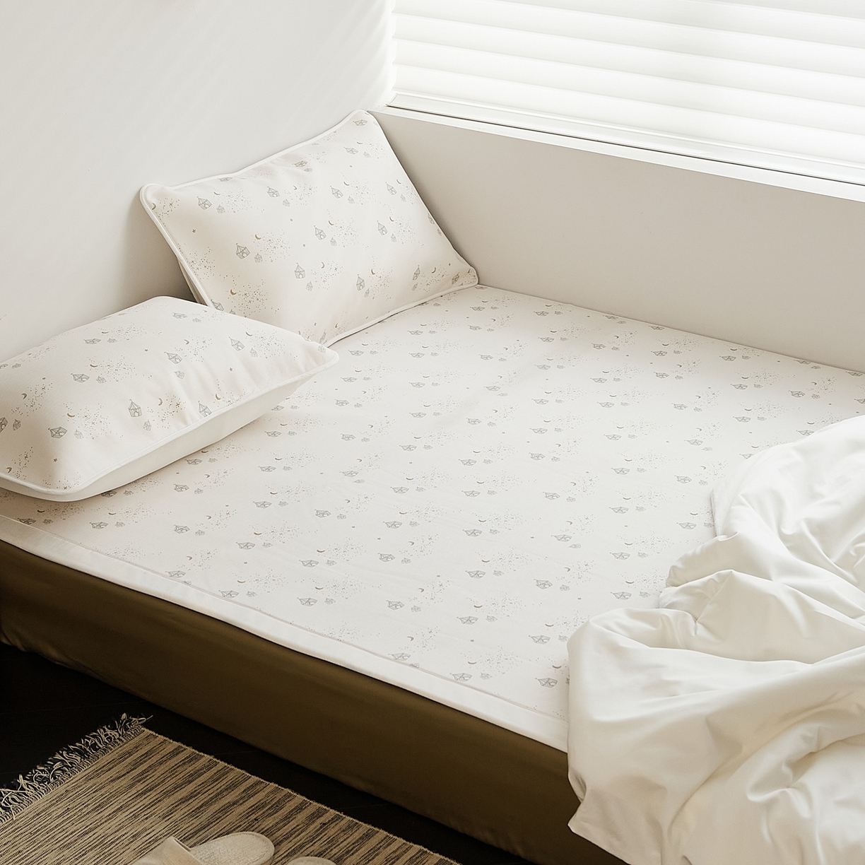 91家纺网 家纺一手货源 找家纺 8小时家纺 2026新款天丝麻10A抗菌养生凉席席子凉席-床垫款 星空