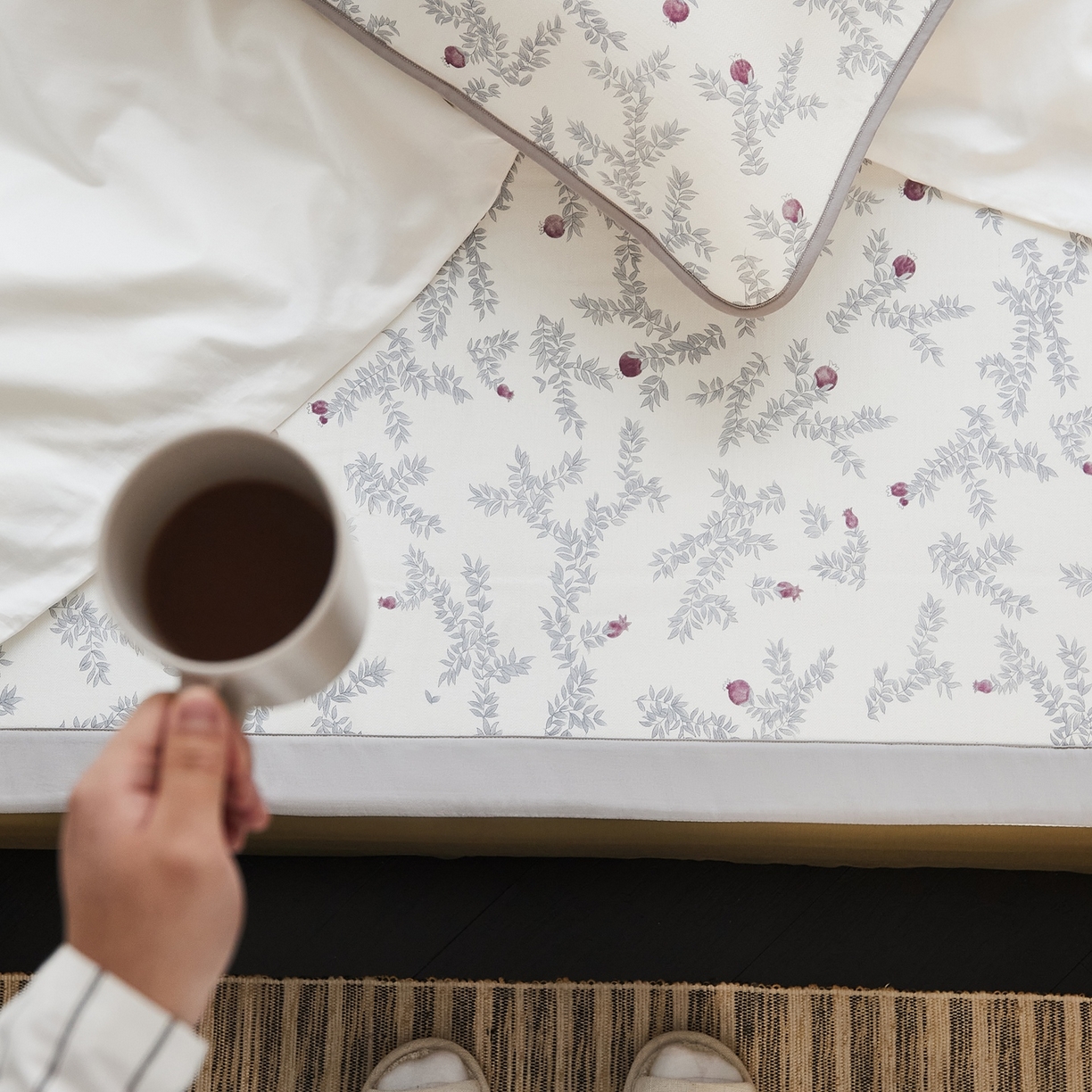 91家纺网 家纺一手货源 找家纺 8小时家纺 2026新款天丝麻10A抗菌养生凉席席子凉席-床垫款 石榴