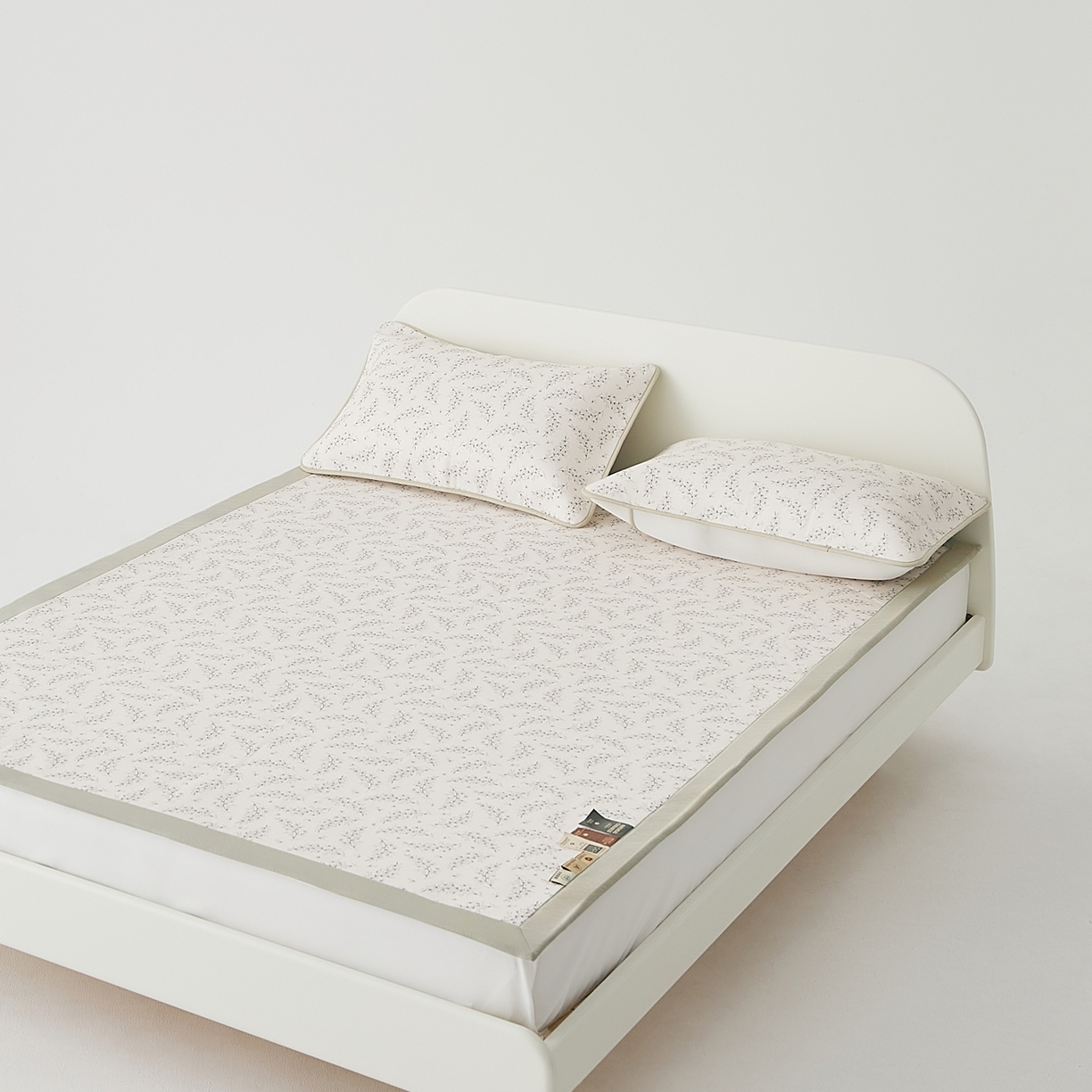 91家纺网 家纺一手货源 找家纺 8小时家纺 2026新款天丝麻10A抗菌养生凉席席子凉席-床垫款 兰花