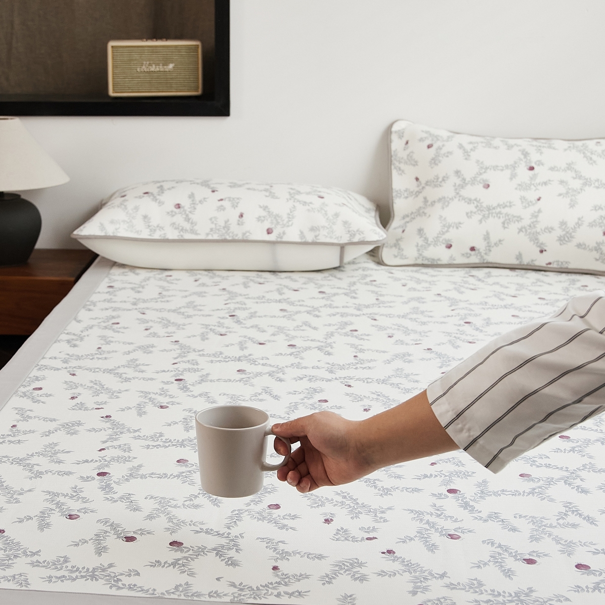 91家纺网 家纺一手货源 找家纺 8小时家纺 2026新款天丝麻10A抗菌养生凉席席子凉席-床垫款 石榴