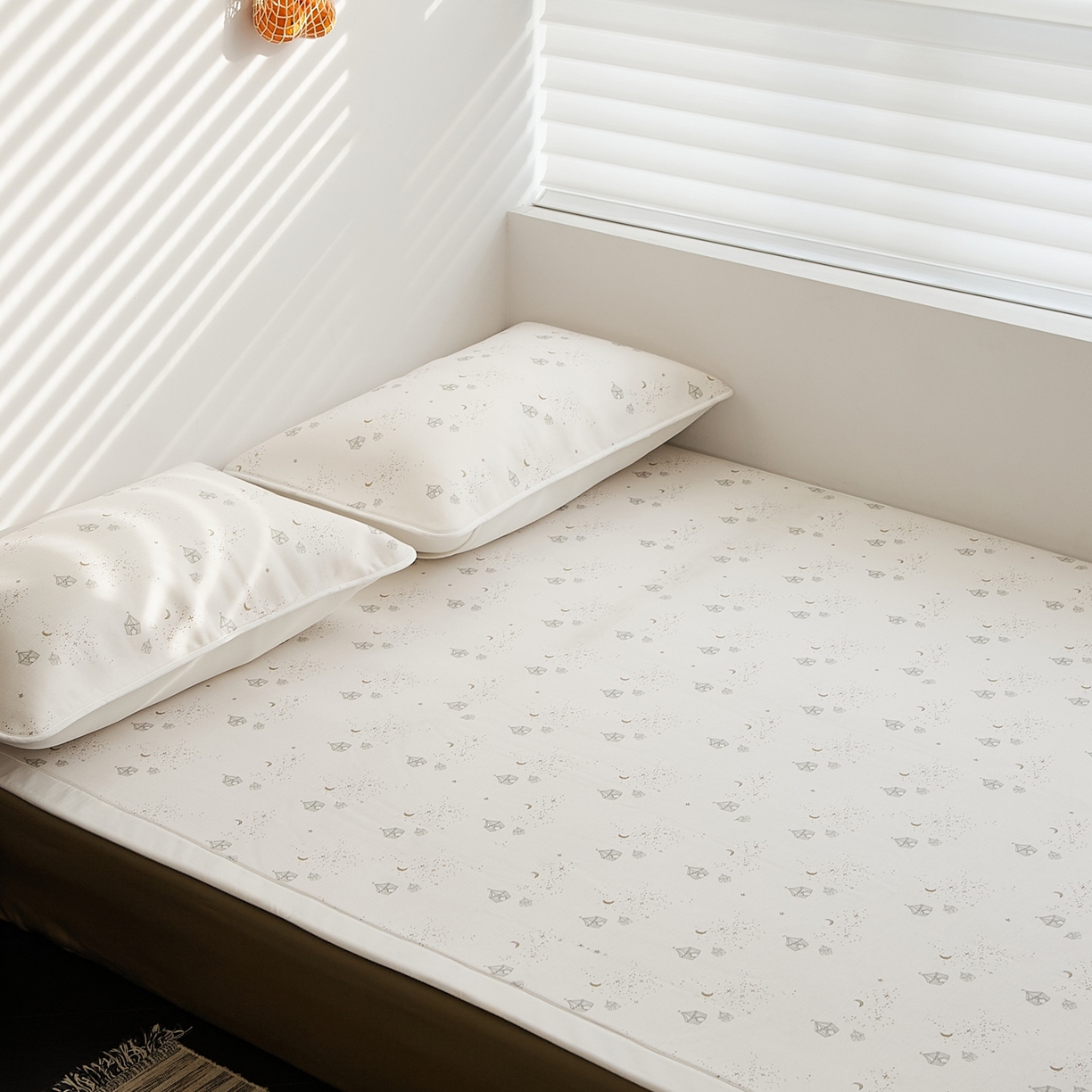 91家纺网 家纺一手货源 找家纺 8小时家纺 2026新款天丝麻10A抗菌养生凉席席子凉席-床垫款 星空