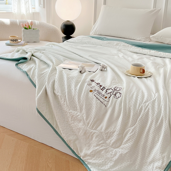 91家纺网 家纺一手货源 找家纺 VIP被业 2026新款新一代大豆泡泡纱夏被水洗棉大豆夏被夏凉被空调被 白配绿