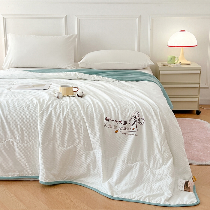 91家纺网 家纺一手货源 找家纺 VIP被业 2026新款新一代大豆泡泡纱夏被水洗棉大豆夏被夏凉被空调被 白配绿