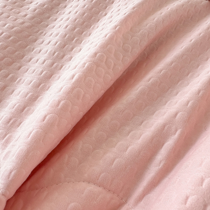 91家纺网 家纺一手货源 找家纺 VIP被业 2026新款新一代大豆泡泡纱夏被水洗棉大豆夏被夏凉被空调被 粉配灰